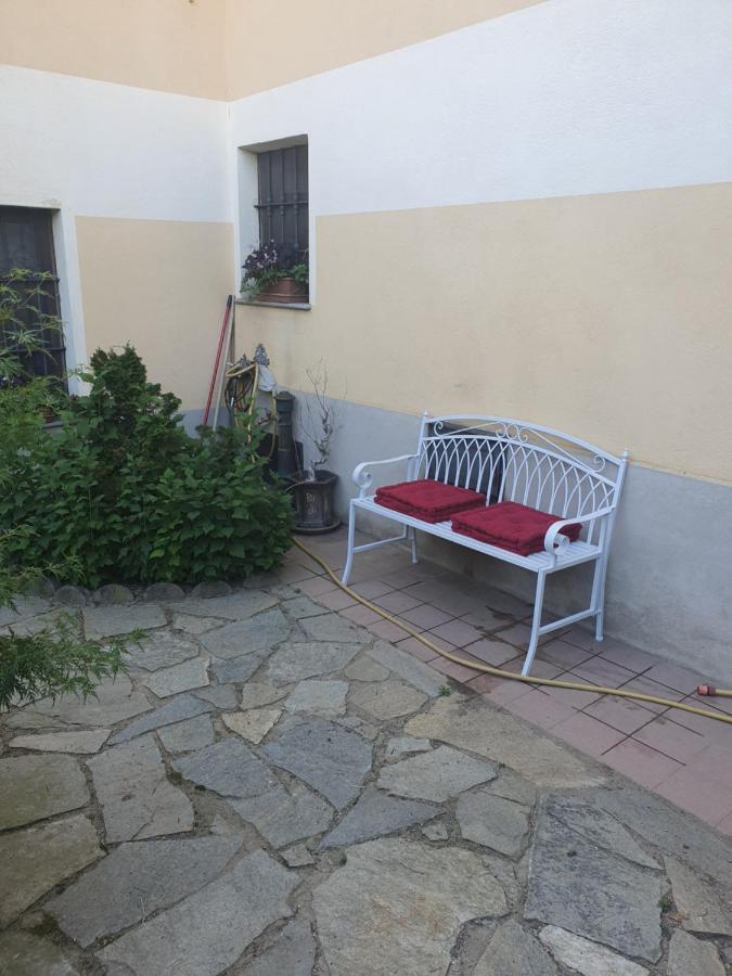 Casa Del Bosco Apartment Busca Екстериор снимка